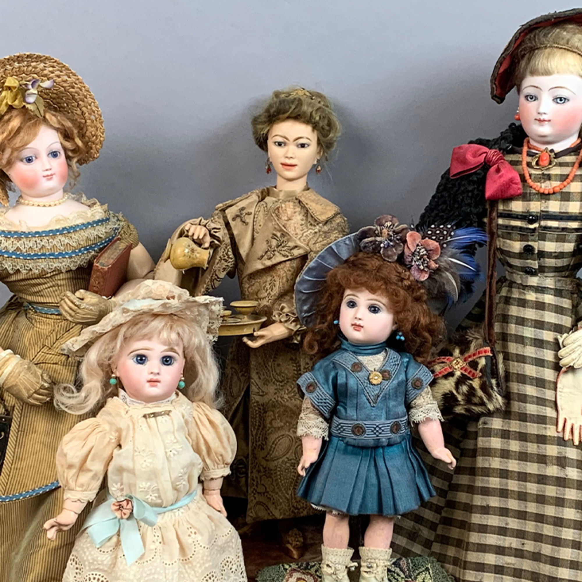 antique french fashion doll dress Hello, collector of French Fashions here : r/Antiquedollcollecting